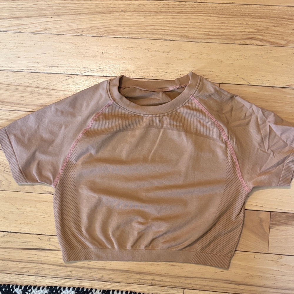 SHEIN Brown Crop Tee with Pink Stitching